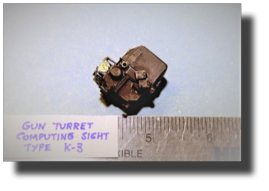 Gun turret computing sight type K-3. Scratch built in metal by Rojas Bazán. 1:15 scale.